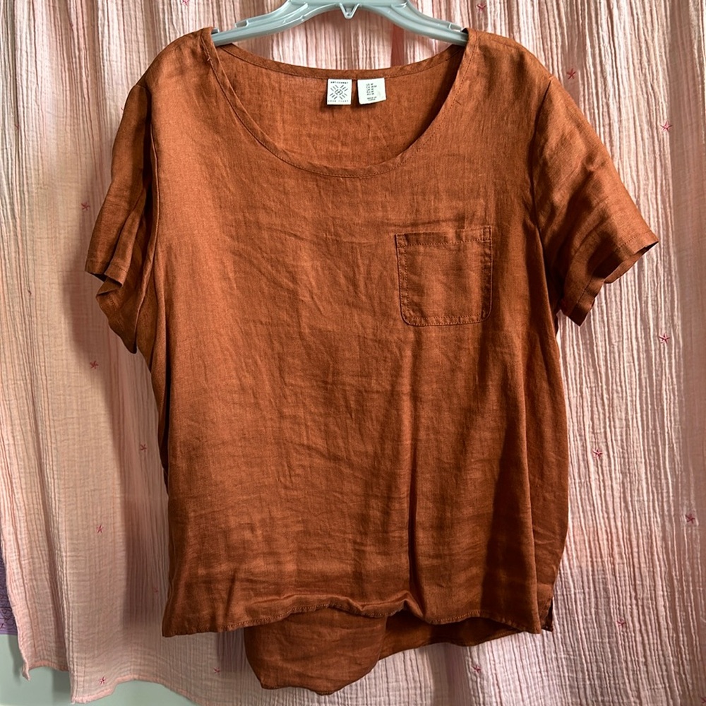 EUC Artisan NY Linen Top